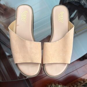 Franco Sarto Women's Tan Slip-On Mules